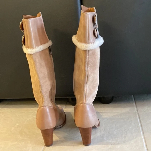 Ugg Heel Boots Leather Suede & Sheepskin NWOT - Picture 11 of 16